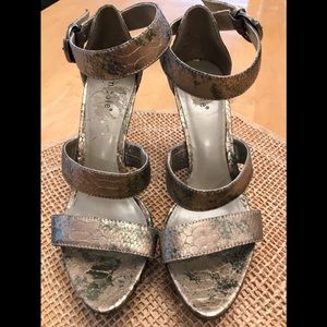Pewter/Gold NICOLE SZ 8 1/2M Sandals